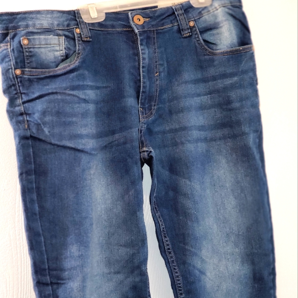 Six Lincoln New York Men's Jeans 33x32 -New, no tags-